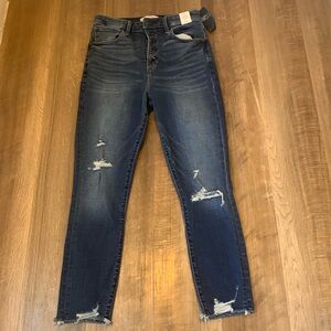 Women’s Abercrombie & Fitch Jeans Size 27/4S NWT